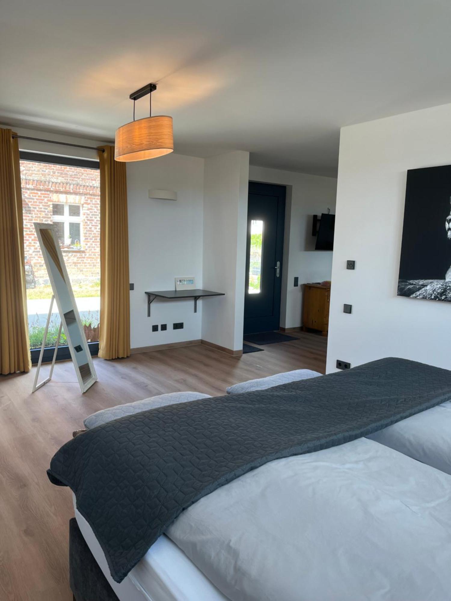 Moderne Barrierefreie Wohnung Auf Dem Land Bei Neuruppin Lichtenberg  Exterior photo